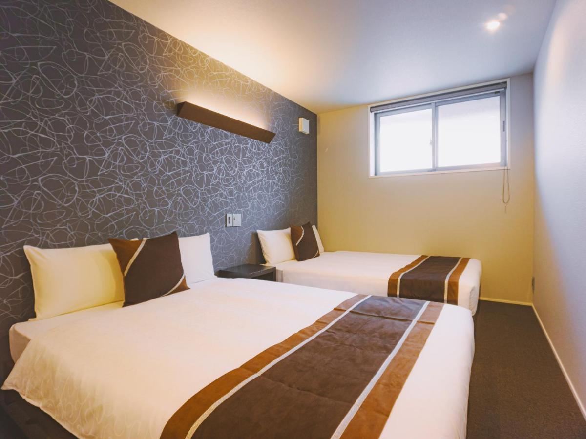 Aparthotel Grand Base Hakata Bay Fukuoka  Esterno foto